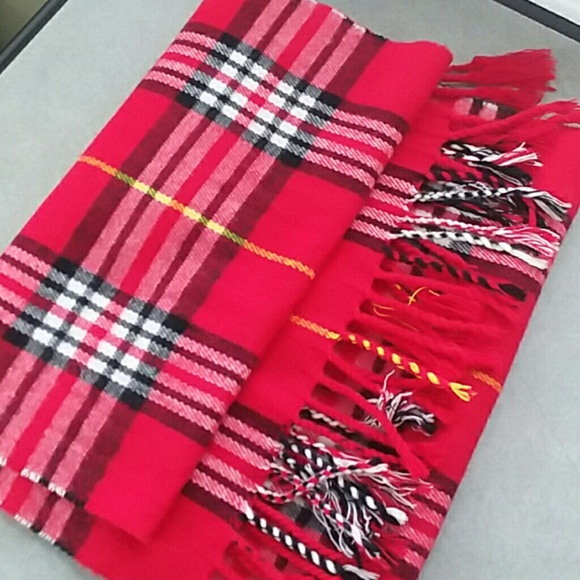 CLASSIC CASHMERE FEEL SCARF red availabl - Picture 2 of 5